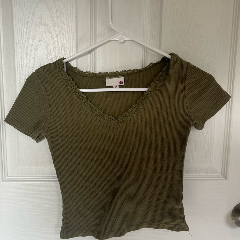 SO Green indie top with lace trim size xs